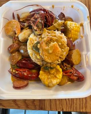 Thai / Cajun Crawfish Boil!! Yeh, I know mmmmm. Fresh crawfish, potatoes, rice w